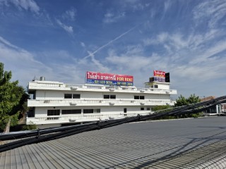 ให้เช่าอาคารอเนกประสงค์ (Multi-Purpose Building) ถ. อ่อนนุช (สุขุมวิท 77) ติดกับแยกต่างระดับอ่อนนุช - พัฒนาการ 3 ชั้น ชั้นละ 800 ตร.ม. แบ่งให้เช่า